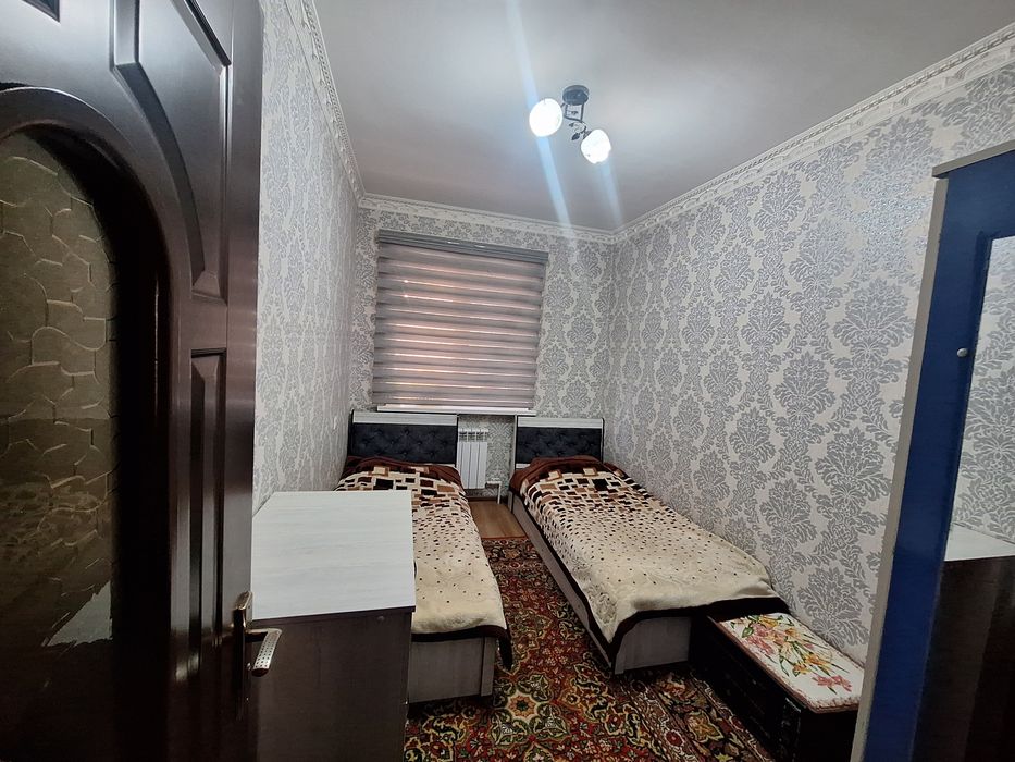 Uy sotiladi sergili 5 A 27 dom