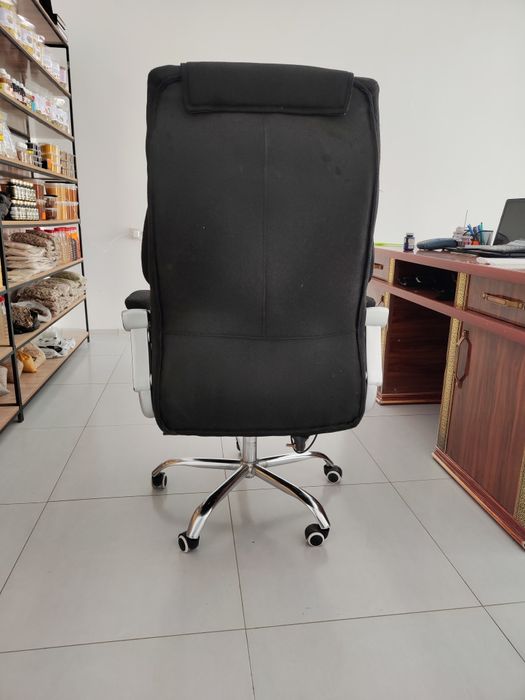 Офисный кресло !