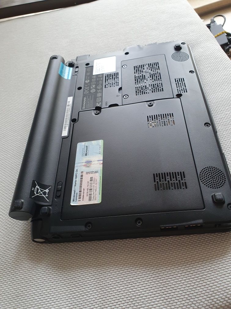 Laptop Lenovo IdeaPad S10-2 1,66Ghz 2GB RAM HDD 160GB Camera Curier=0