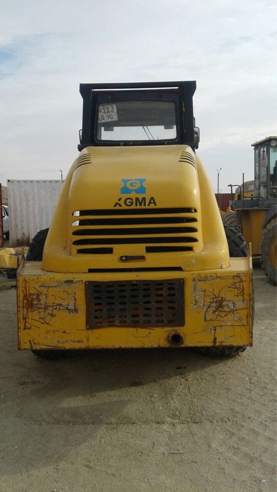 Каток XGMA 16тонна