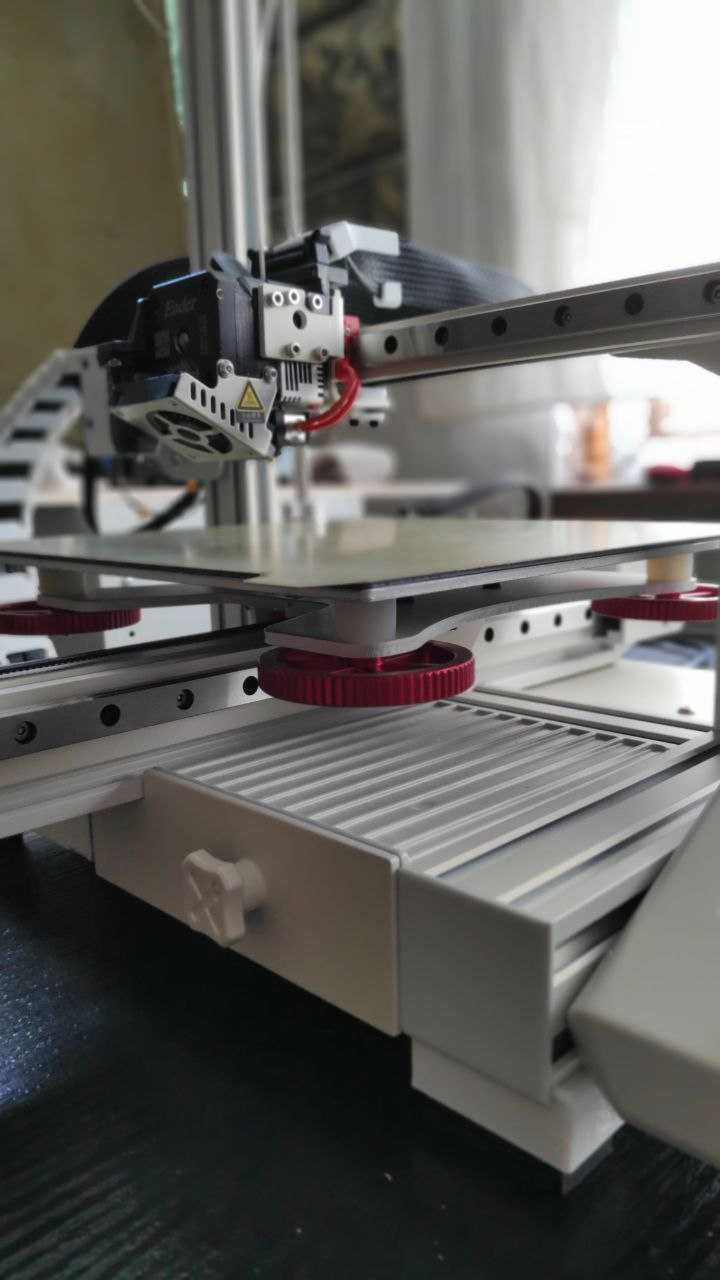 3д принтер Ender 3 V2 - линейни релси, sprite extruder PRO