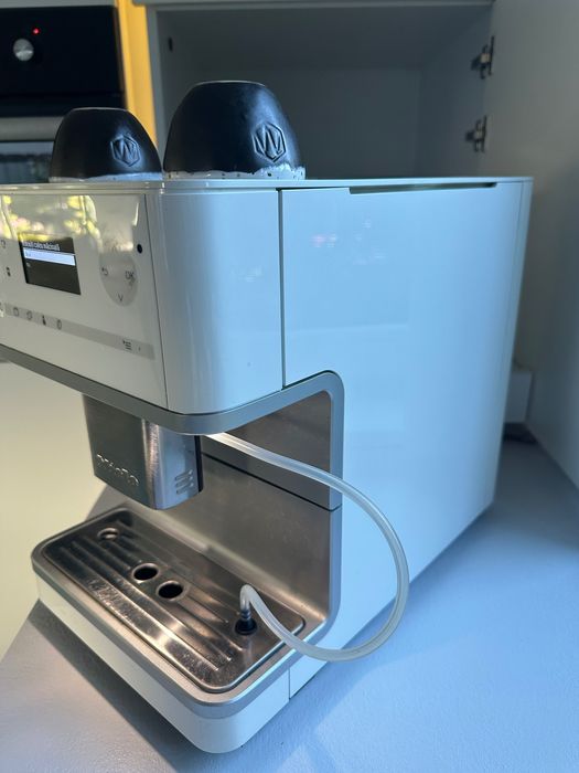 Expressor automat cafea Miele Cm 6350 Lowe