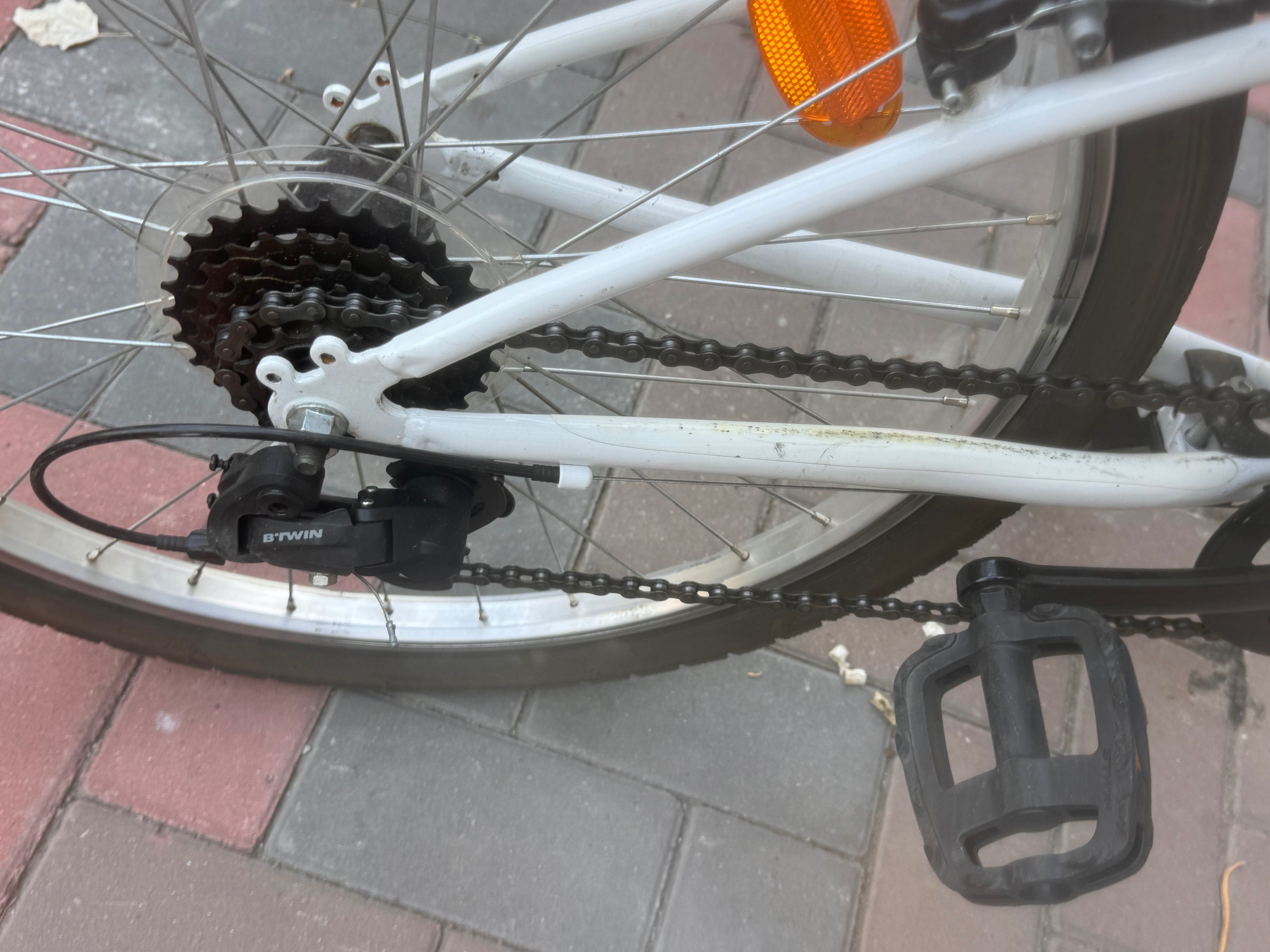 Vând bicicletă copil