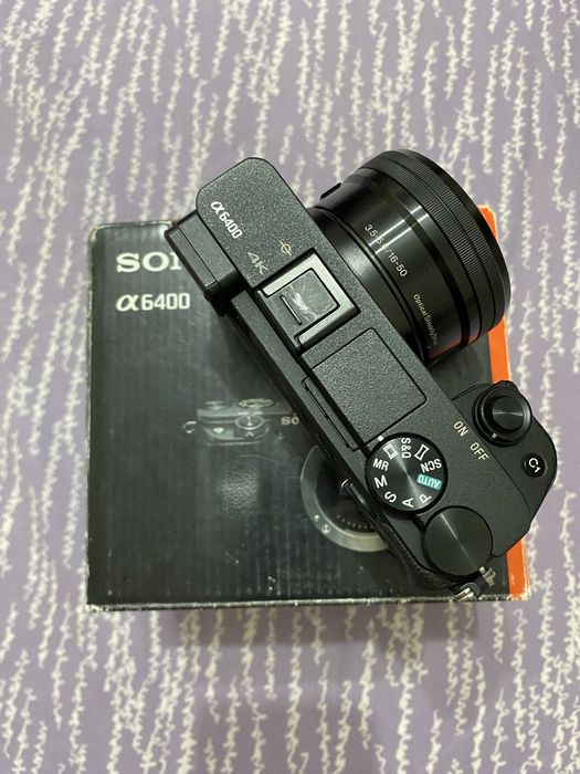 Sony A6400 с 16-50mm