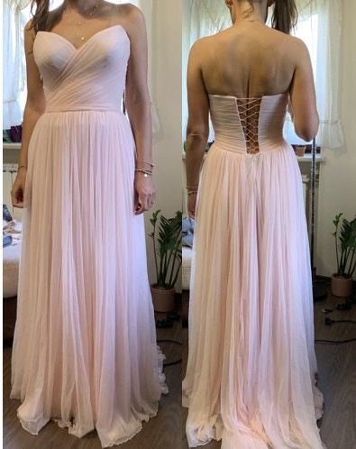 Рокля за повод/ Стоян Радичев