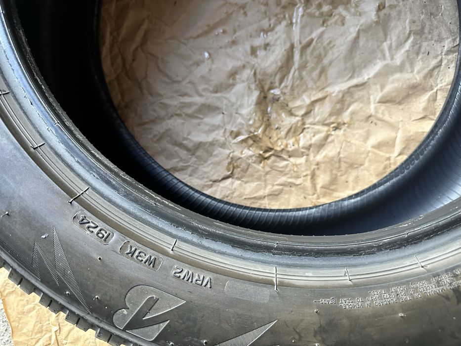 245/50 R19 Bridgestone Blizzak LM005 DOT 2024