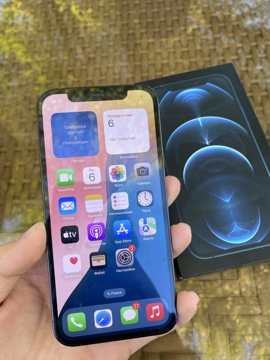 iPhone 12 Pro в идеальном состтянии
