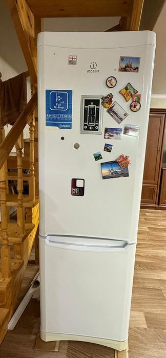 Продам холодильник б/у.