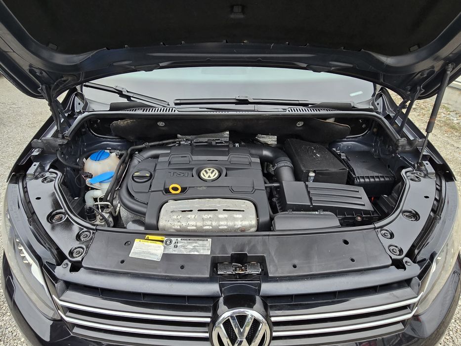 VW Touran 1.4 TSI EcoFuel Highline/Лизинг/Германия