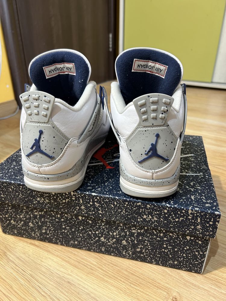 Air Jordan 4 Navi Blues