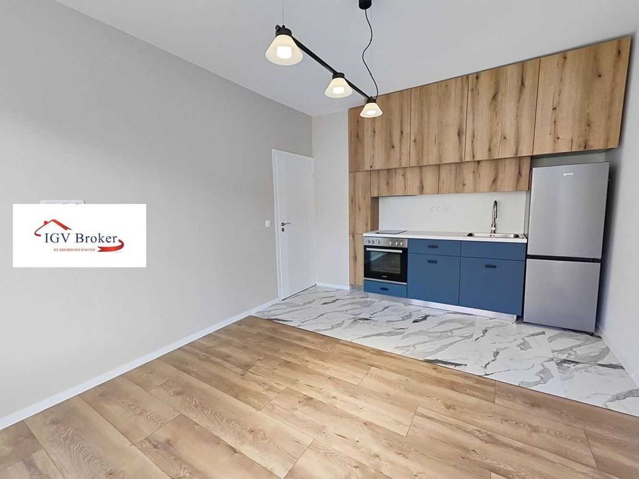 Тристаен апартамент в жк Борово