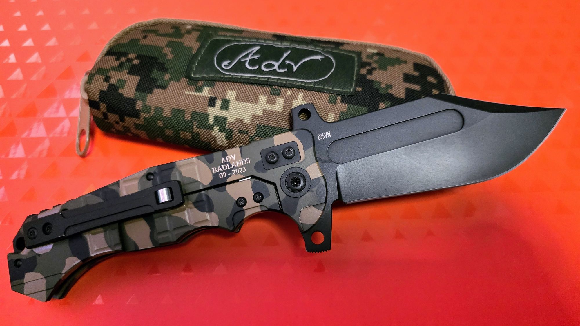 Сгъваем нож Andre de Villiers Bowie Camo