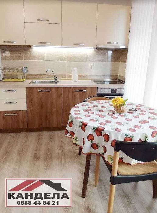 Продава се Двустаен апартамент в Пловдив, Въстанически - 40 кв.м за 1975 €/кв.м - Снимка #2