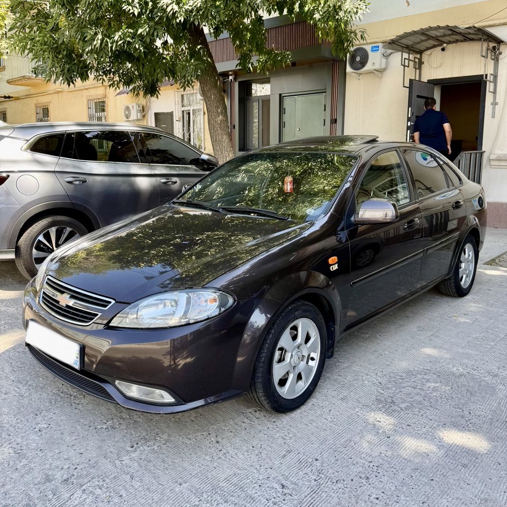 Chevrolet Gentra AT
