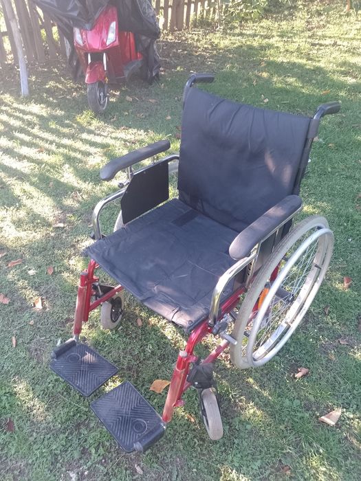 Scaun pentru persoane cu dizabilități nou nefolosit deloc