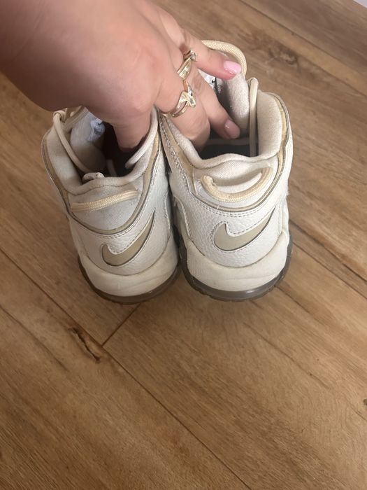 Vand marimea 35,5 stare buna