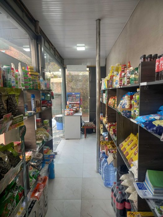 Готовый бизнес продается. Магазин рядом метро Олмос в военном городке.