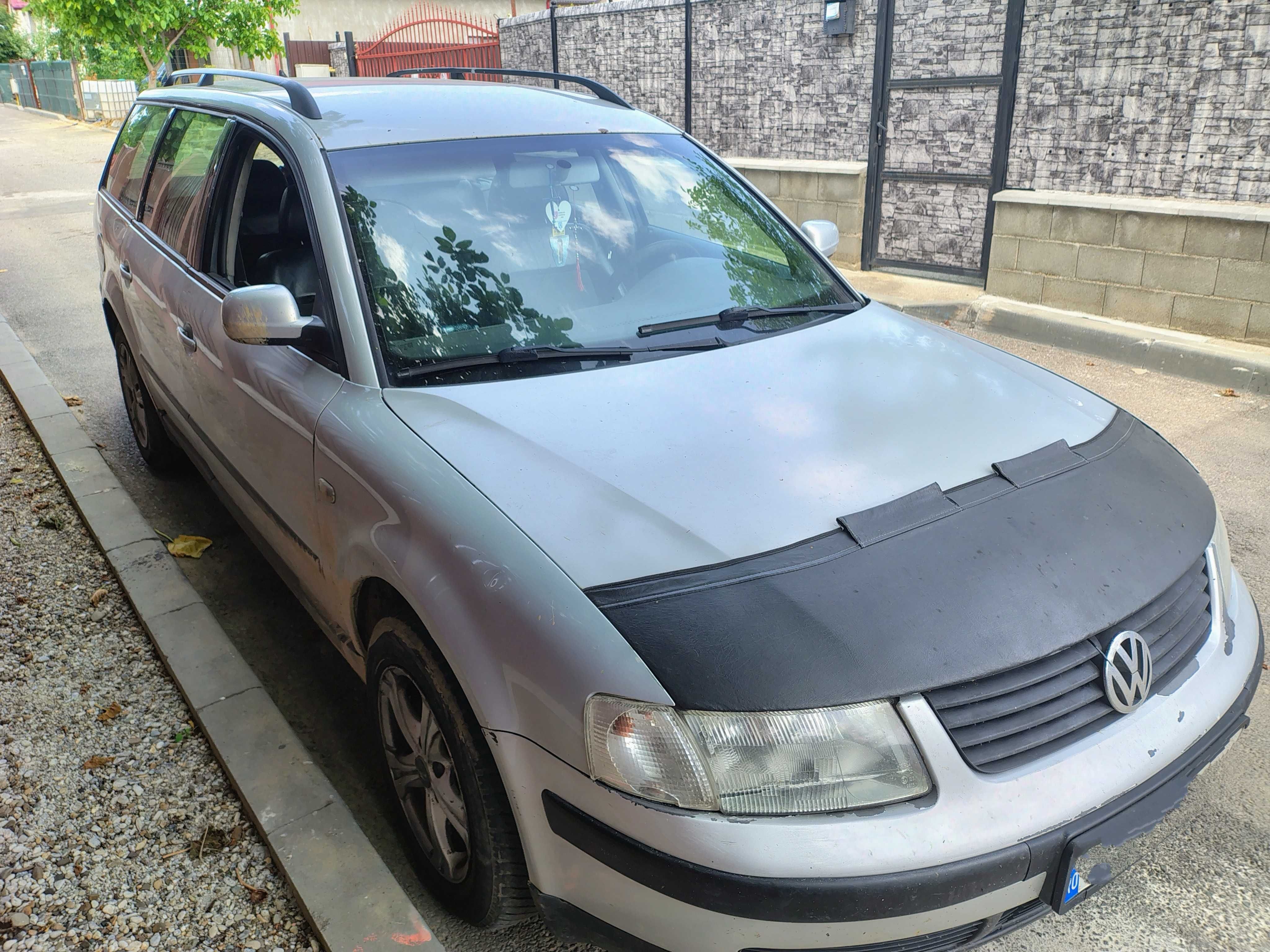 Vând Volkswagen Pasaat B5