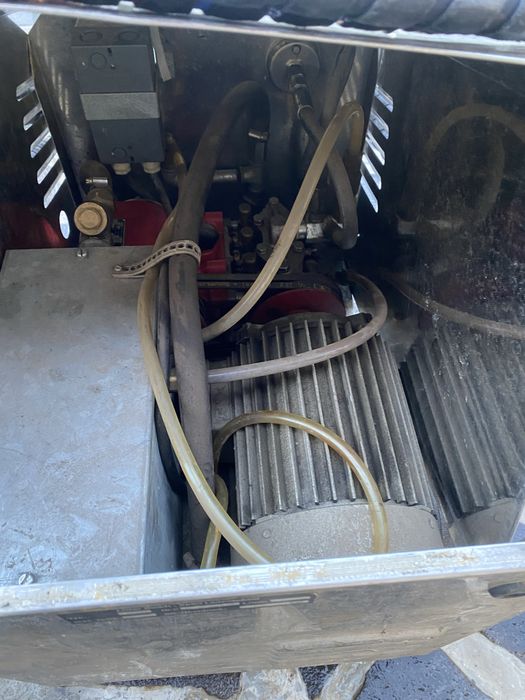 Pompa presiune ,spalatorie auto sau abator  !!!