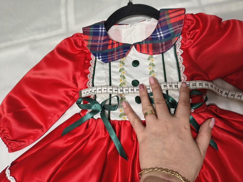 Rochie roșie 4-5 ani