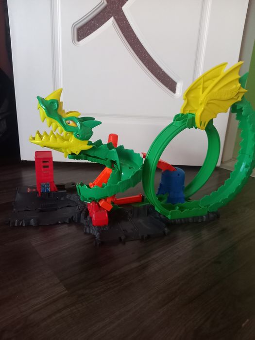 Hot wheels писти