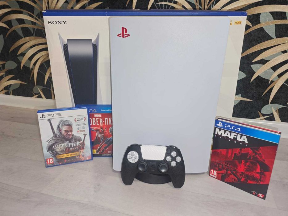 Продам Sony PlayStation 5 3-й ревизии (отличное состояние)