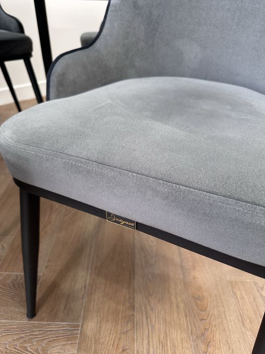 Стол, стулья 6 шт в Отличном состочнии