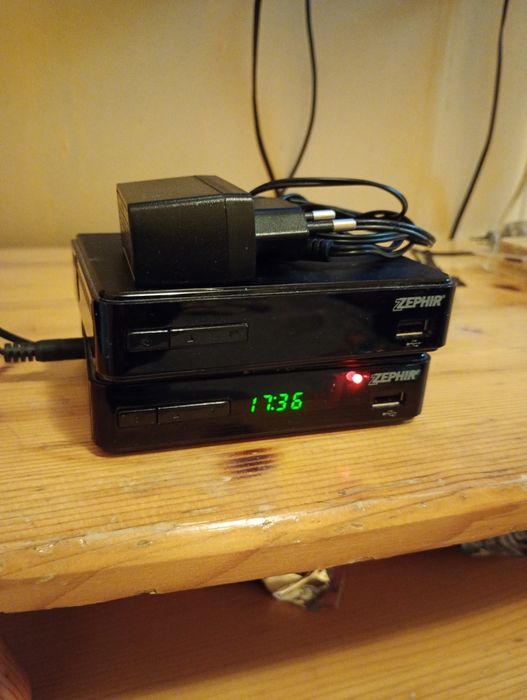 Приемници декодери 2 броя