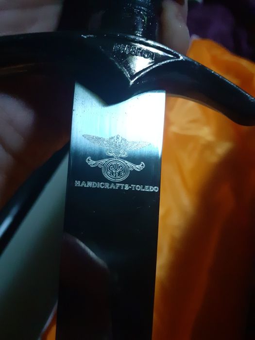 Pumnal panoplie,otel Toledo,stil medieval