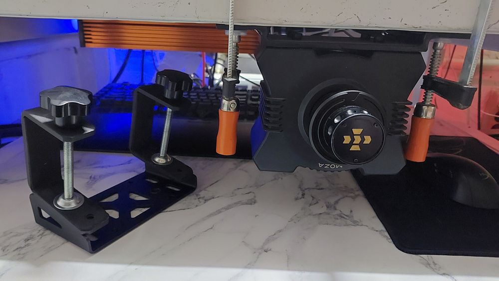 Продам Только базу Moza r5