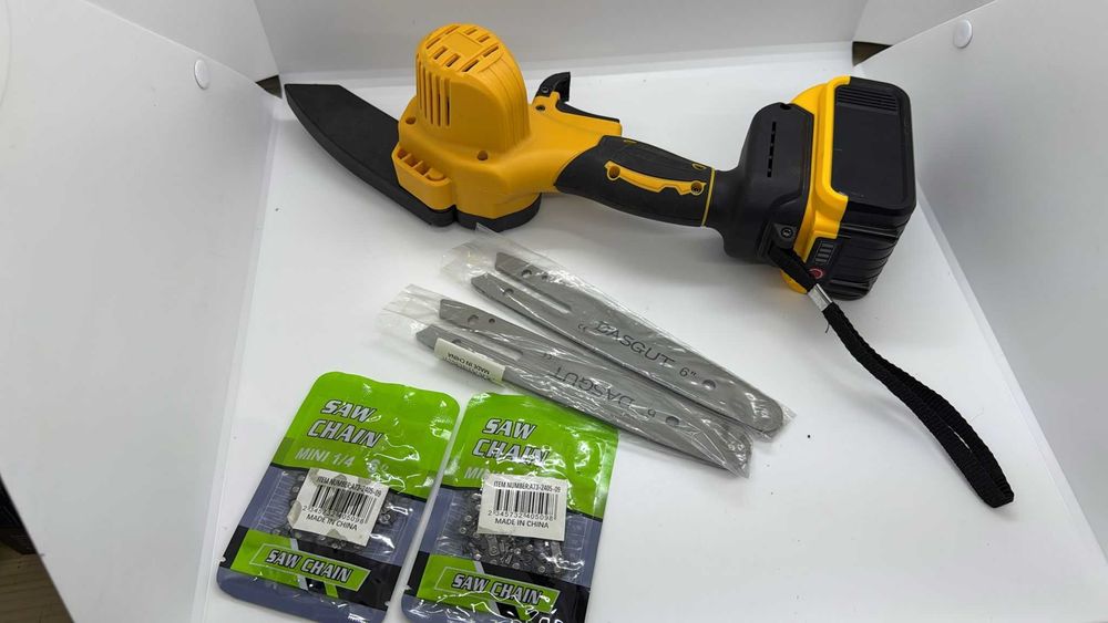 Mini Drujba Fierastrau ,6inch - cu 2 Lant, 2 Lame,1ACC si Incarcator