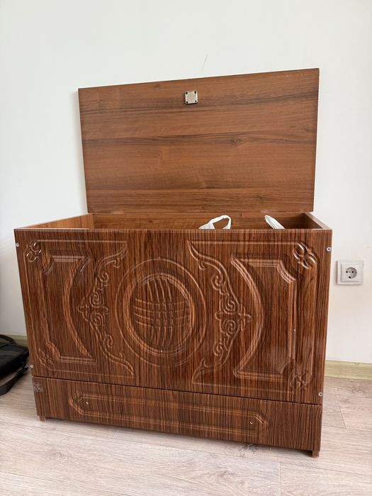 Срочно продам сундуки -2 штуки