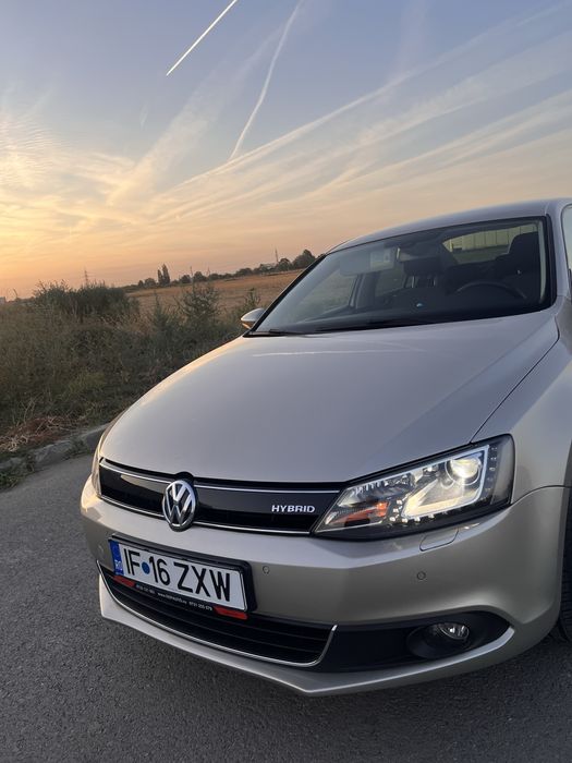 Volkswagen Jetta Hybrid