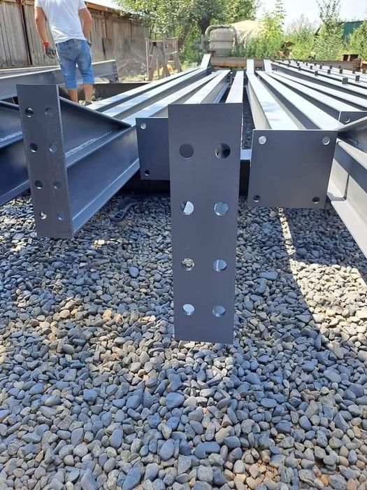 Vând hală metalică 11x18