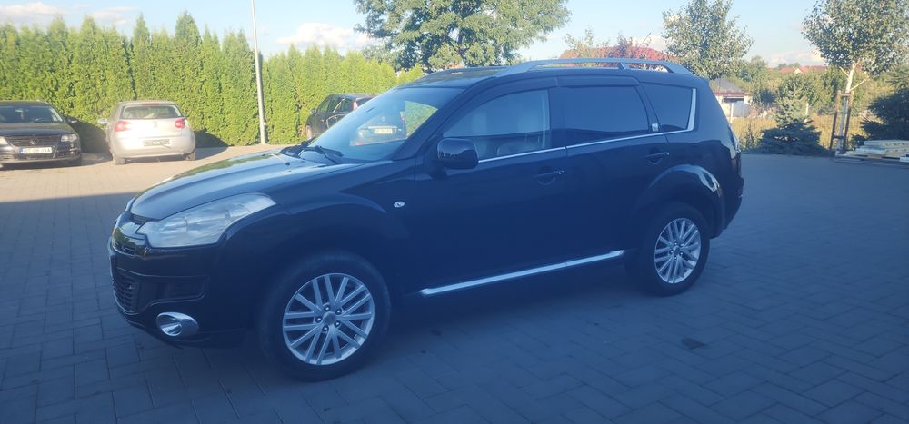 Citroen C-Crosser 2.2 diesel 156 cp an 2008 7 locuri