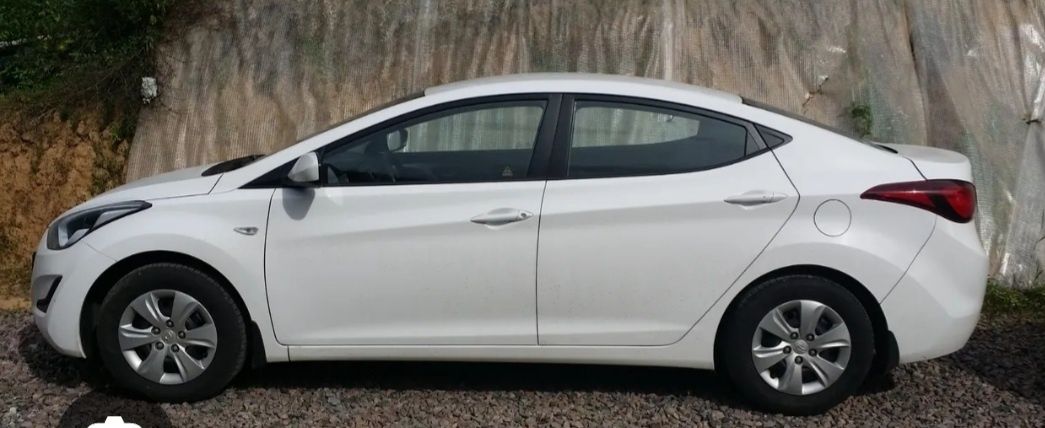 Срочно продам автомобиль elantra