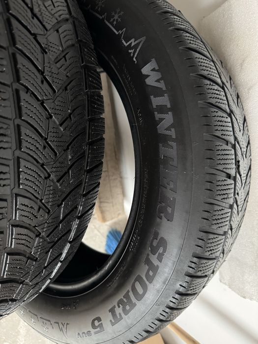 Anvelope iarna 235 60 18 Dunlop