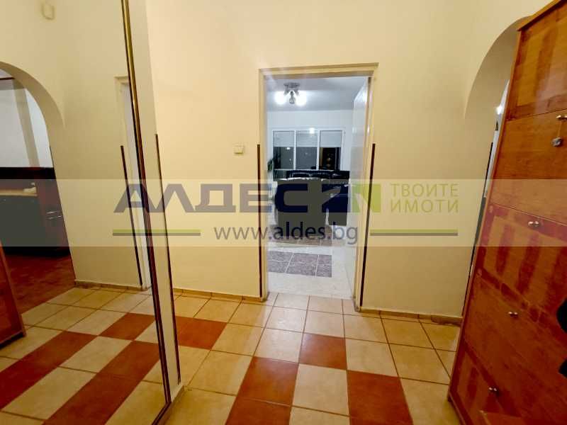 Продава се Тристаен апартамент в София, Дружба 2 - 103 кв.м за 2319 €/кв.м - Снимка #10