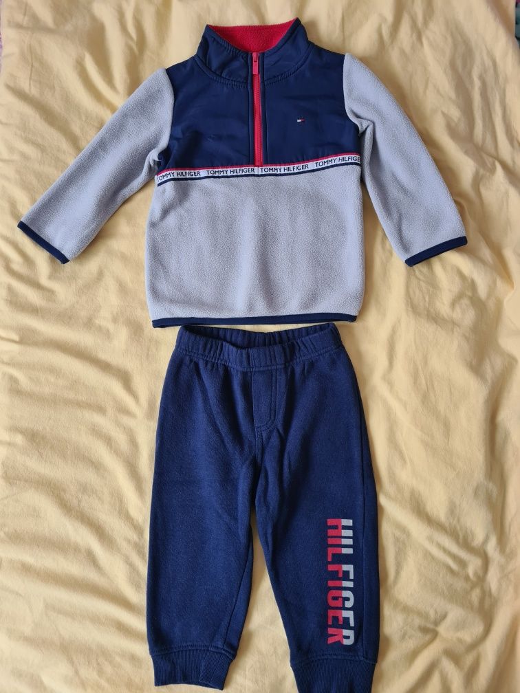 Set Tommy Hilfiger 18 luni