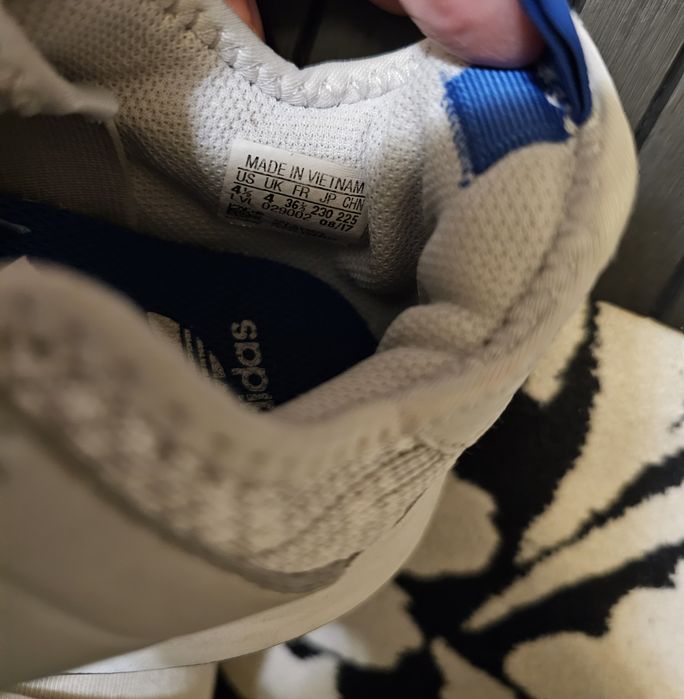 Adidas slip on panza 36 1/3