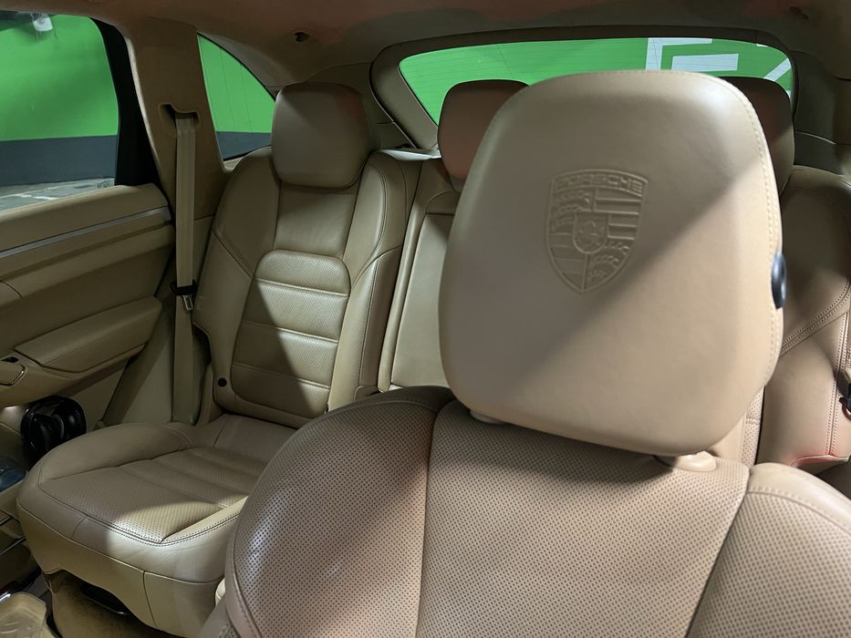 Porsche Cayenne GTS  Panoramic 245CP