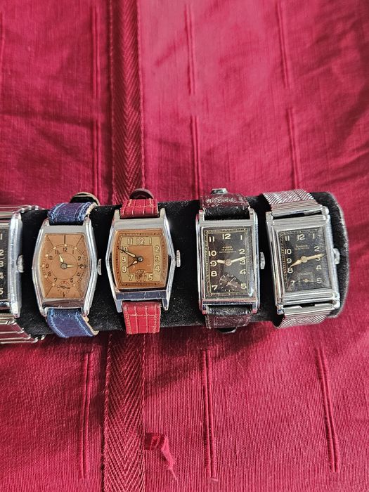 Колекция от 10  ръчни часовници арт деко 1940г.