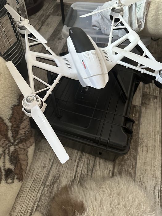 2 rc masina electric cu 2 dronr