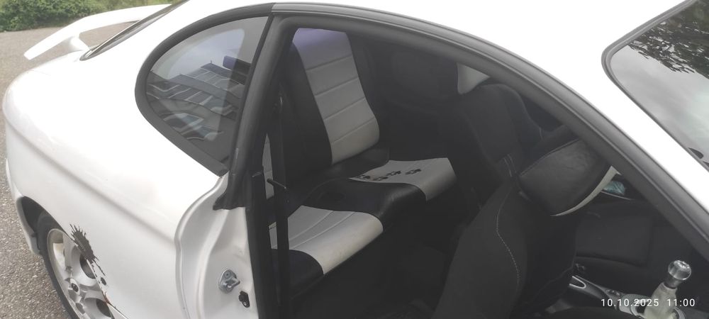 Vând Hyundai coupe
