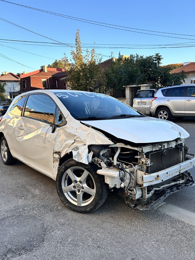 Toyota Auris Тойота Аурис 1.6 VVT-I.132кс.2010г!!! На части!!!