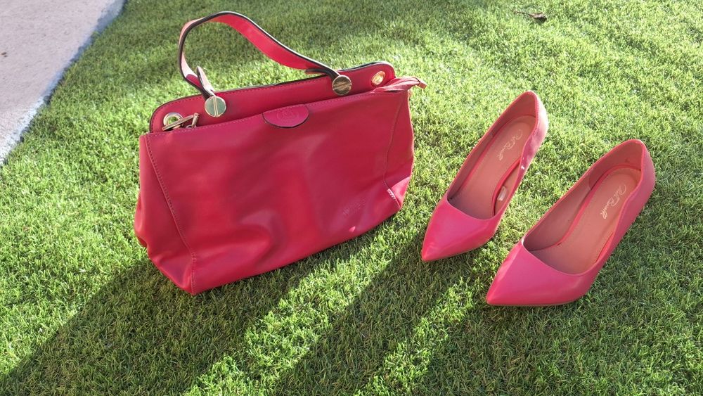 Дамски обувки с чанта няколко варианта