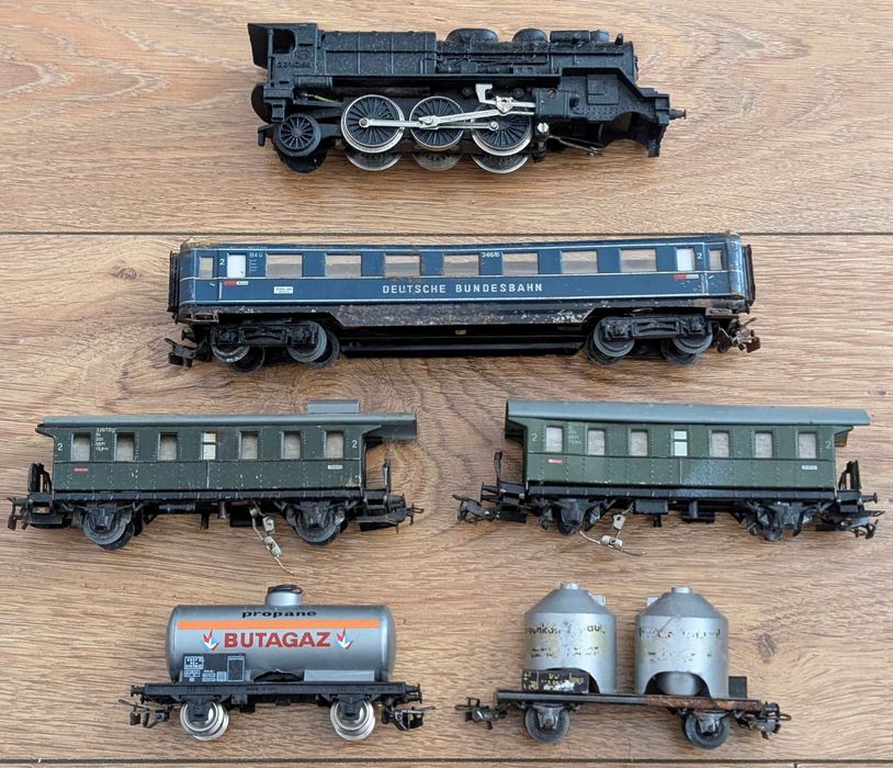 Vagon + Locomotiva Jouef  / Maklin de top top