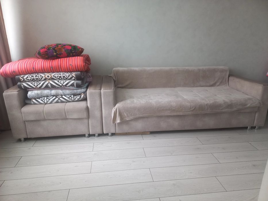 Продам диван и кресло
