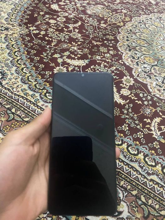 Samsung a 32 sotiladi