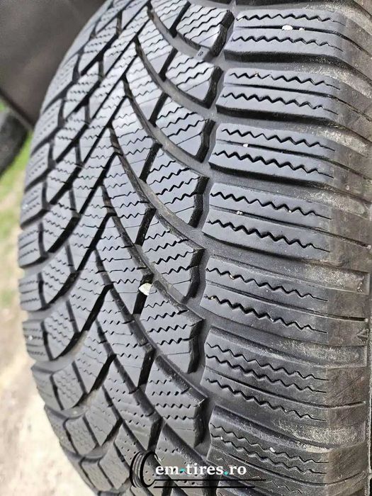 SET 2 Anvelope Iarna 235/55 R17 BRIDGESTONE Blizzak LM005 103V